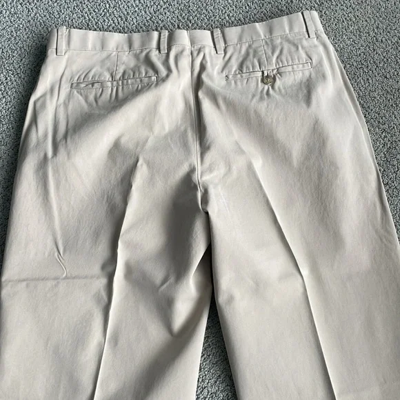 Banana Republic Khaki Pants - Picture 6 of 6